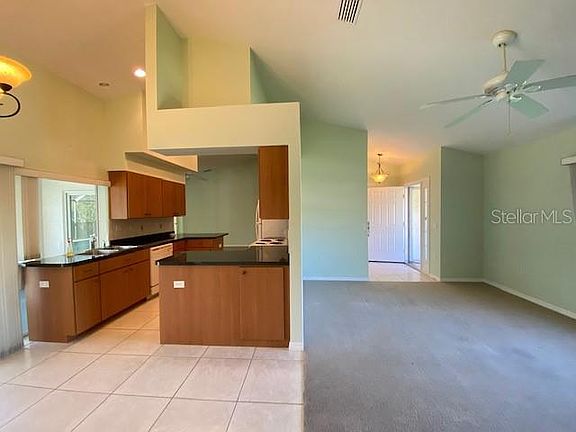 4th image of 285 Millport St