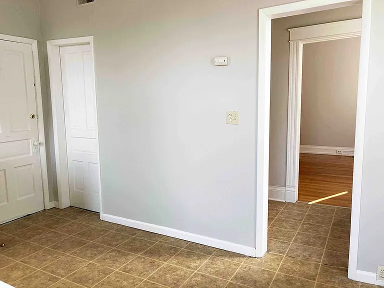 3241 Jefferson Ave — Photo 20