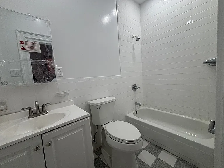 32-87 38th St #2A — Photo 5