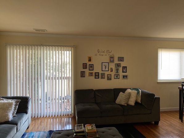 5704 Seymour Ave #10