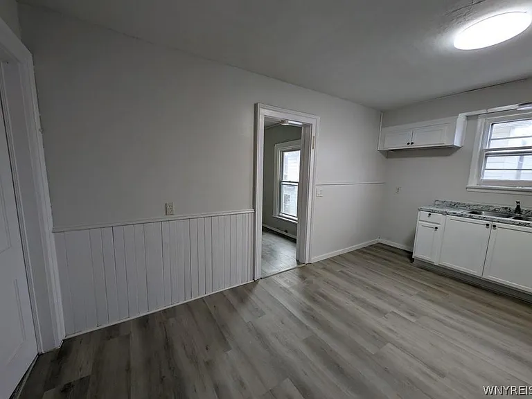 627 Deer St — Photo 13