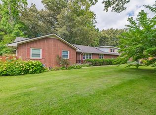 101 Crestwood Dr, Tullahoma, TN 37388