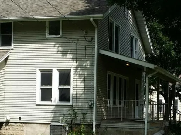 5649 Comstock Ave, Kalamazoo, MI 49048