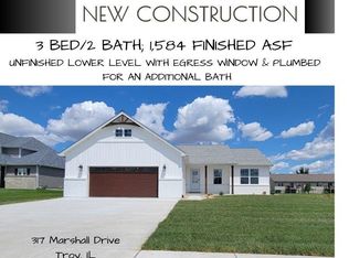 317 Marshall Dr, Troy, IL 62294