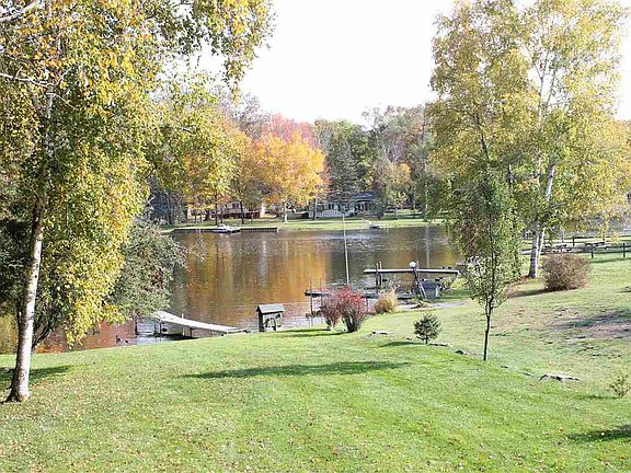 4th image of 1030 Lake James Dr