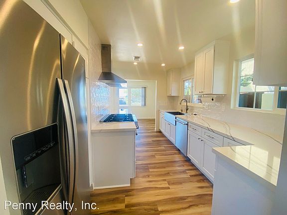 4th image of 3380 Moraga Ct