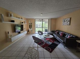 5160 Las Verdes Cir APT 217, Delray Beach, FL 33484