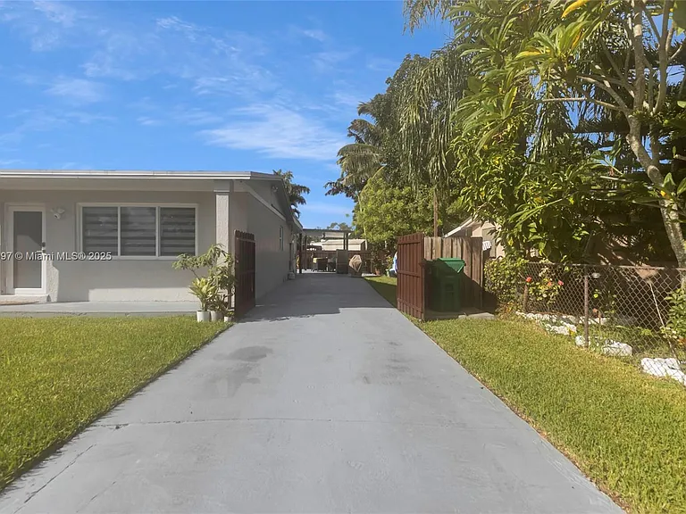 29928 SW 159th Dr — Photo 36