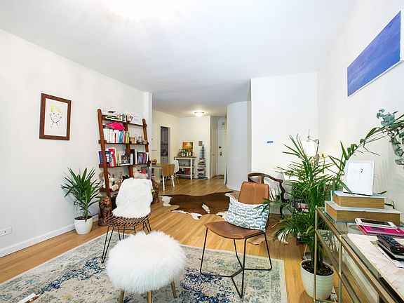 5th image of 108 W 15th St APT 4A
