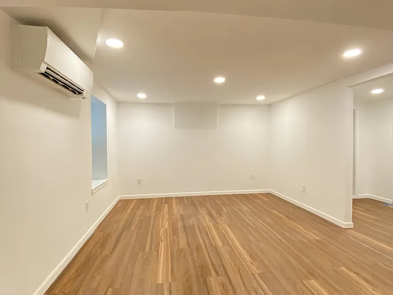 688 Parker St #1 — Photo 7
