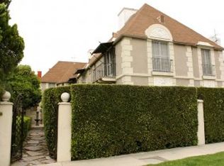 111 N Kings Rd, Los Angeles, CA 90048