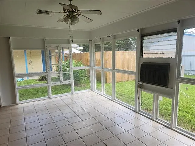 3 bed, 1.5 bath, 1520 sqft, $1,700 — Photo 4