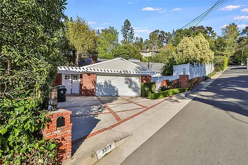 3373 Coy Dr Photo 1