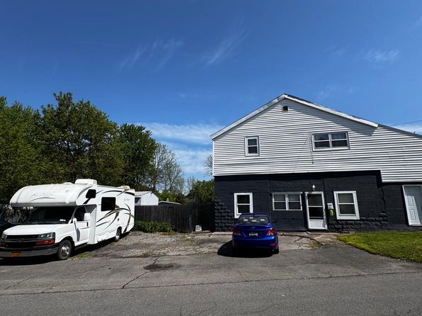 132 N Main St #1, Minoa, NY 13116