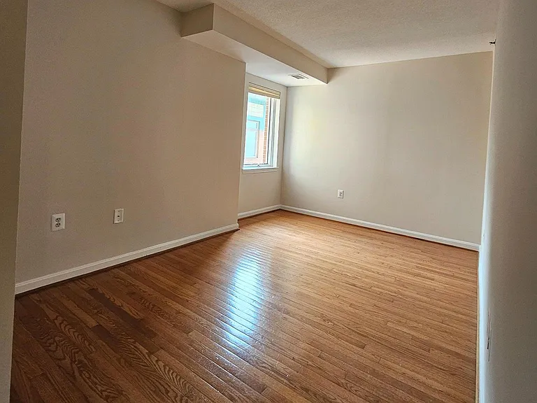505 E Braddock Rd #608 — Photo 32