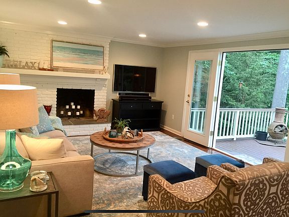 Family Rm w/new French doors