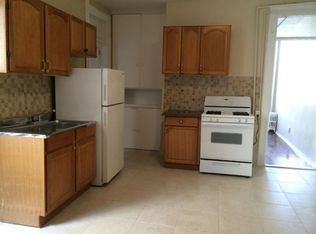 170 E 205th St, Bronx, NY 10458