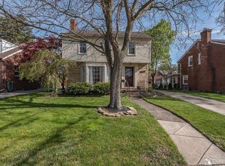 23656 Rowe St, Dearborn, MI 48124