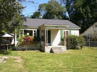 158 10th Ave, Chickasaw, AL 36611