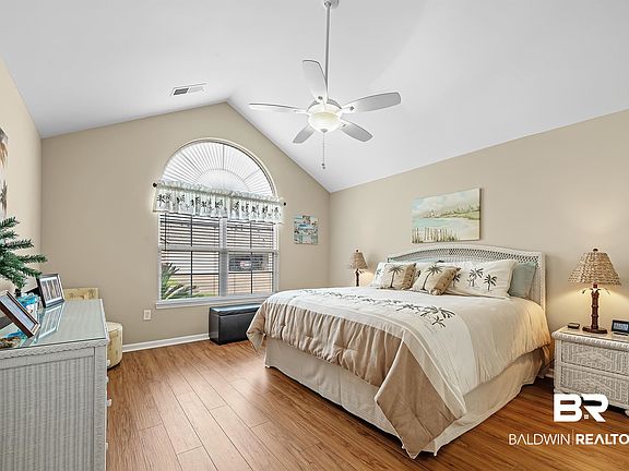 4th image of 604 Wyld Palms Dr #604