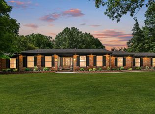 810 Cooper Dr, Lexington, KY 40502