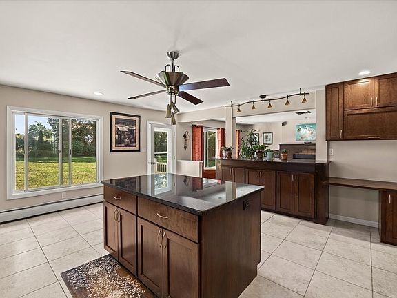 5th image of 30 Bassett Rd