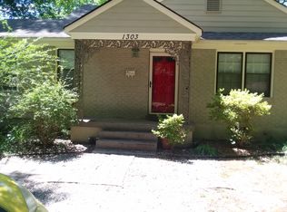 1303 S Perkins Rd, Memphis, TN 38117