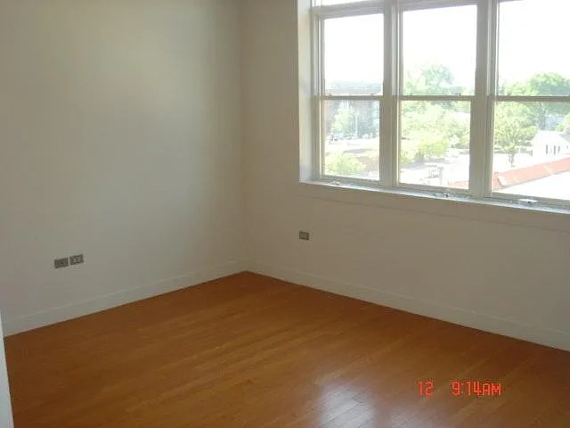 2 bed, 1300 sqft, $2,800 — Photo 4
