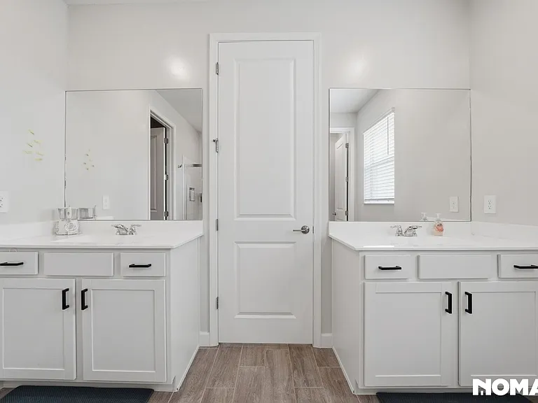 12220 SW Roma Cir — Photo 16