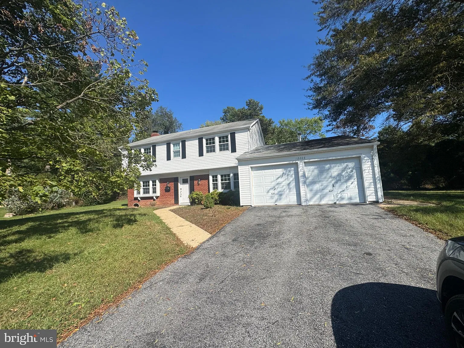 4 bed, 2.5 bath, 1872 sqft, $3,700 — Photo 1