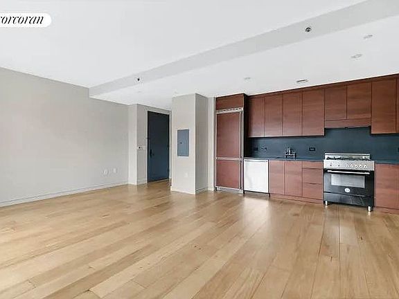 4th image of 540 W 28th St #7H