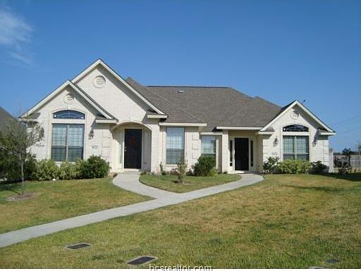 1st image of 3862 Oldenburg Ln