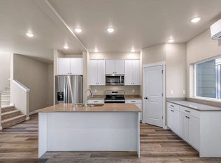 2817 Sandwood Ln, Blaine, WA 98230