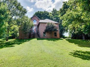 166 Medearis Dr, Old Hickory, TN 37138