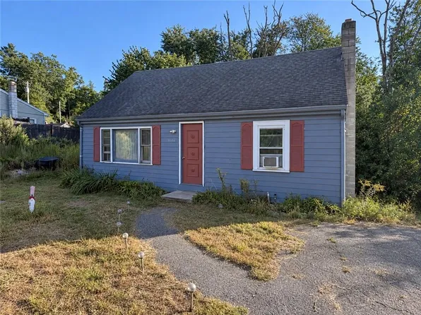 1646 Putnam Pike, Glocester, RI 02814