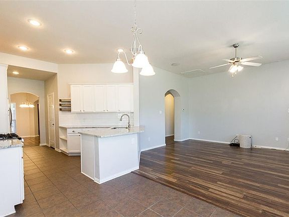 5th image of 4848 Aidan Ct