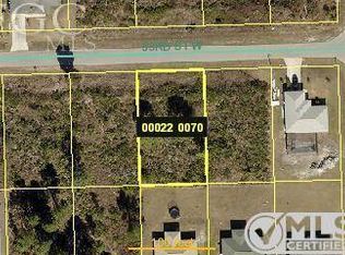 3005 53rd St W, Lehigh Acres, FL 33971