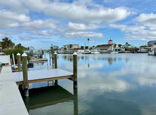 117 140th Ave E APT B, Madeira Beach, FL 33708