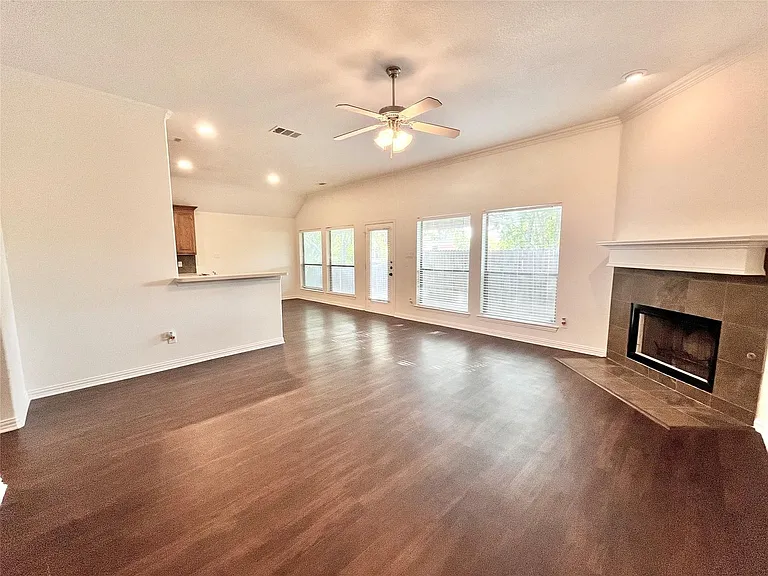 500 Hidden Meadow Ct — Photo 5