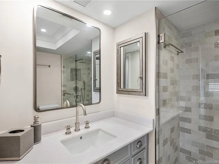 125 Ocean Ave #506 — Photo 21