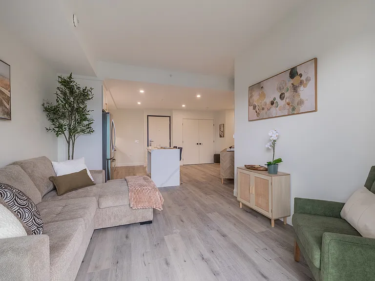 6301 Campeau Dr — Photo 10