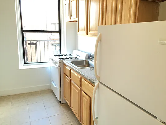 Rented by Royal Living | media 27