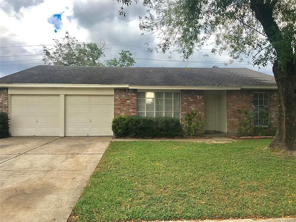1st image of 7410 Silent Wood Ln
