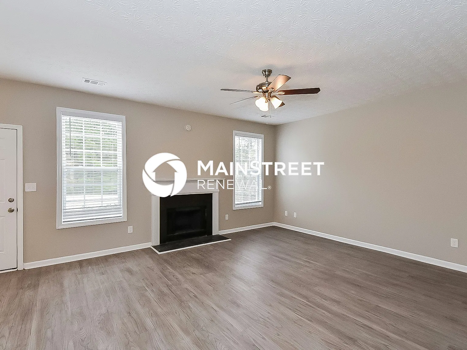 6878 Lakefield Forrest Dr — Photo 3