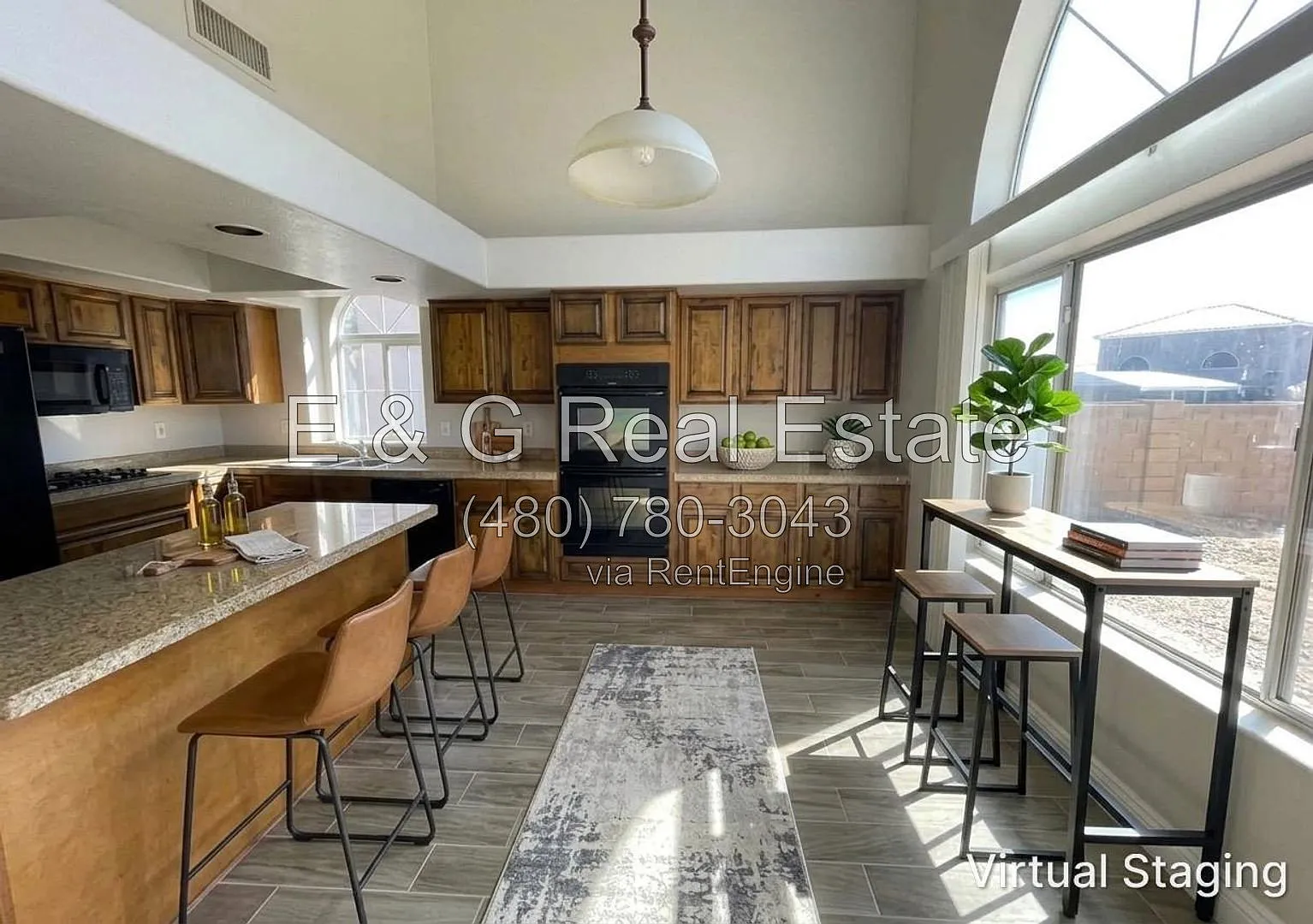 3 bed, 2.0 bath, 1725 sqft, $2,395 — Photo 3
