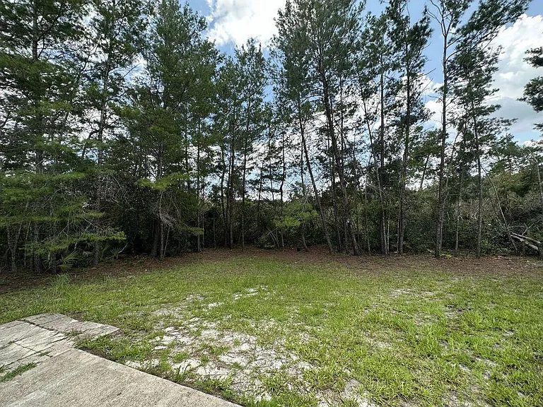 1230 Silverdale St — Photo 14