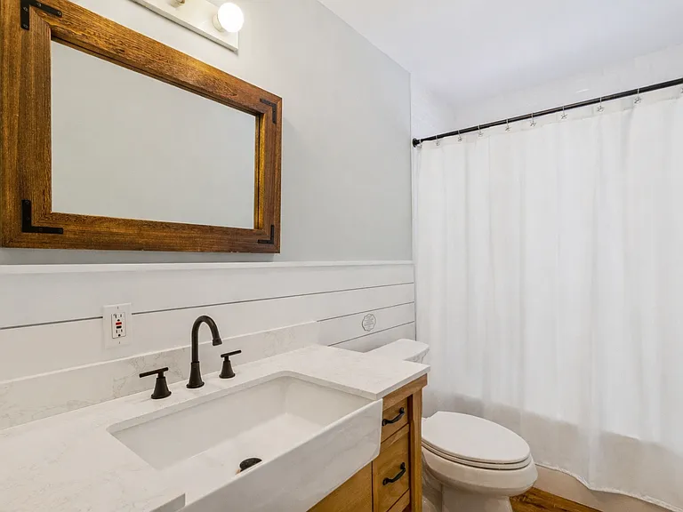 80 Louse Point Rd — Photo 17