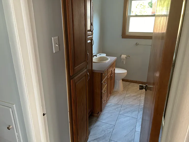 1516 S Berry St — Photo 8