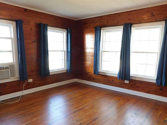 5th image of 808 Palestine St