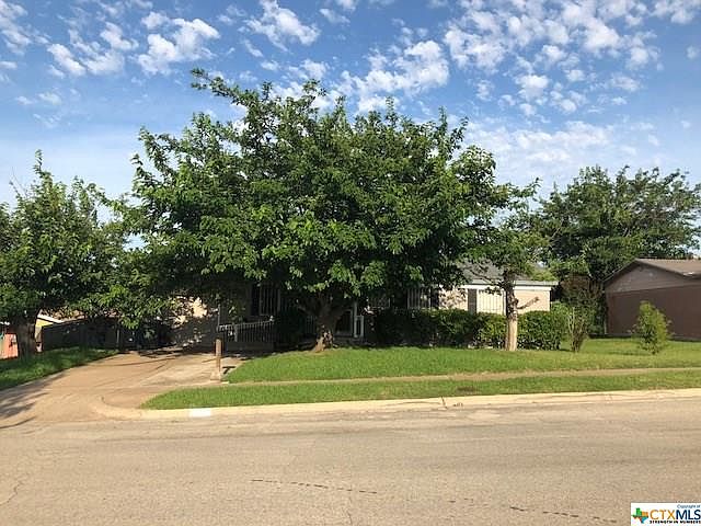 1st image of 306 Crystal Dr